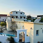 Alonia Traditional House In Malona